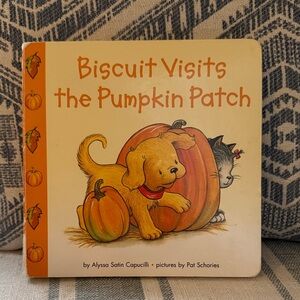 ⛱️2/$5⛱️Biscuit Visits the Pumpkin Patch Board Book, 2004